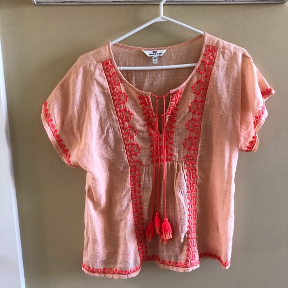☀️2/$22☀️ Vineyard Vines Embroidered Peasant Top - Picture 5 of 7